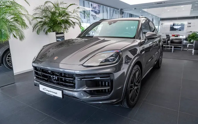 małopolskie Porsche Cayenne cena 669429 przebieg: 10, rok produkcji 2024 z Sierpc